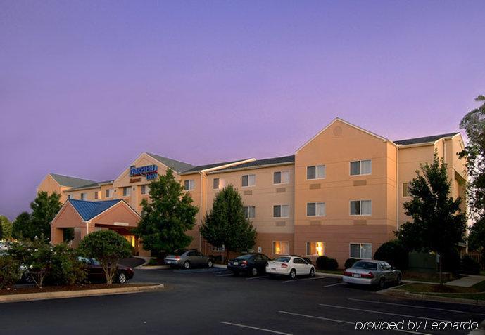 Fairfield Hotel 3*